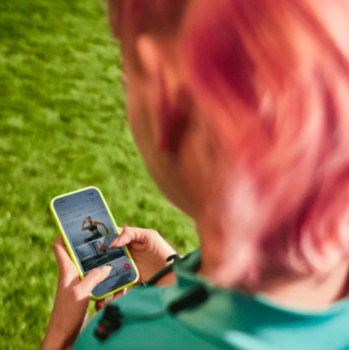 how to log a workout on peloton app