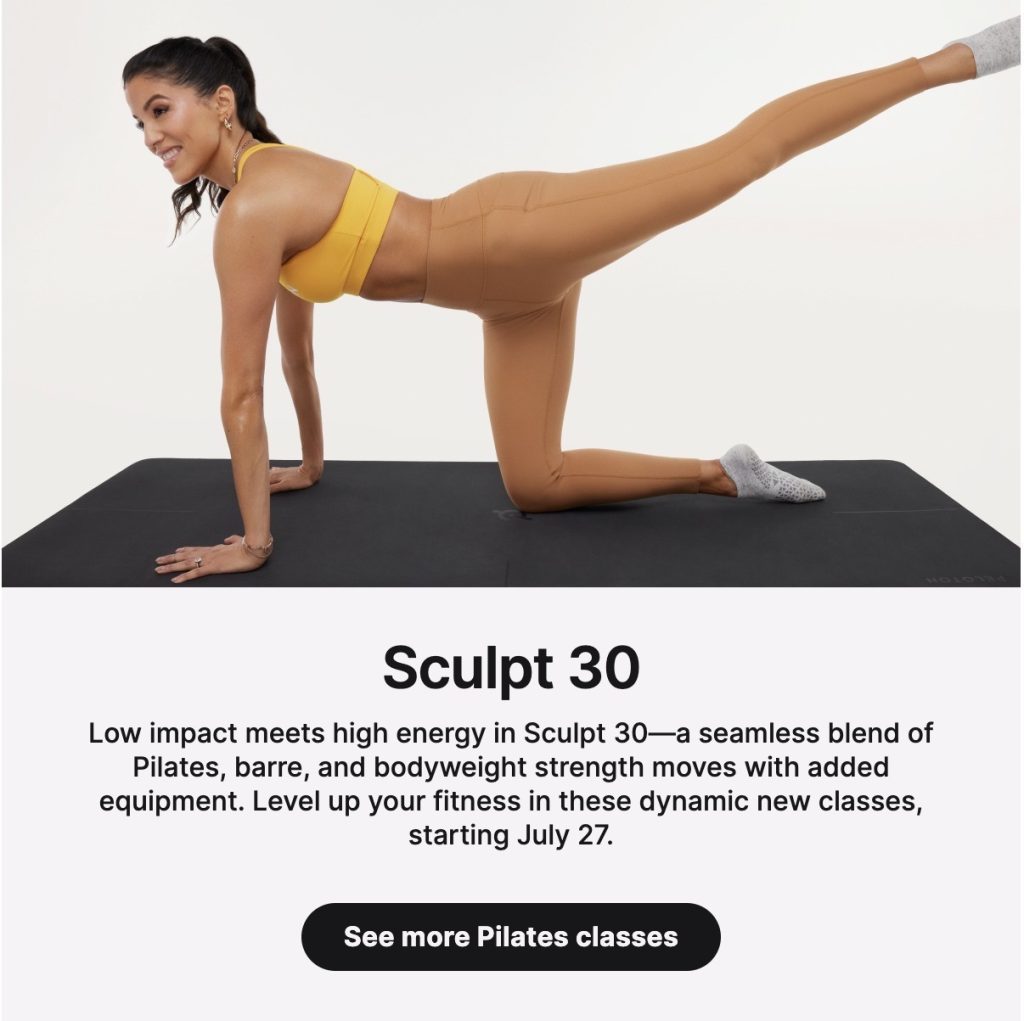 Hannah Corbin demonstrates a bodyweight strength move ahead of the Peloton Sculpt 30 Class