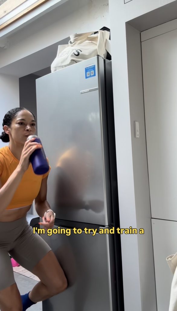 Hannah Frankson NYC Marathon training plan explained in her kitchen