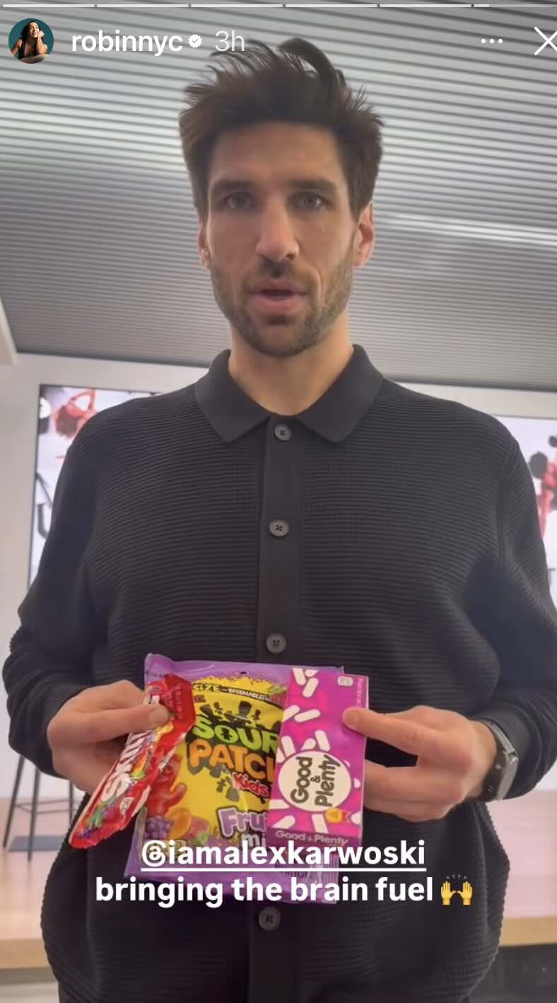 Peloton Instructor Summit PSNY 2026 Alex K with candy
